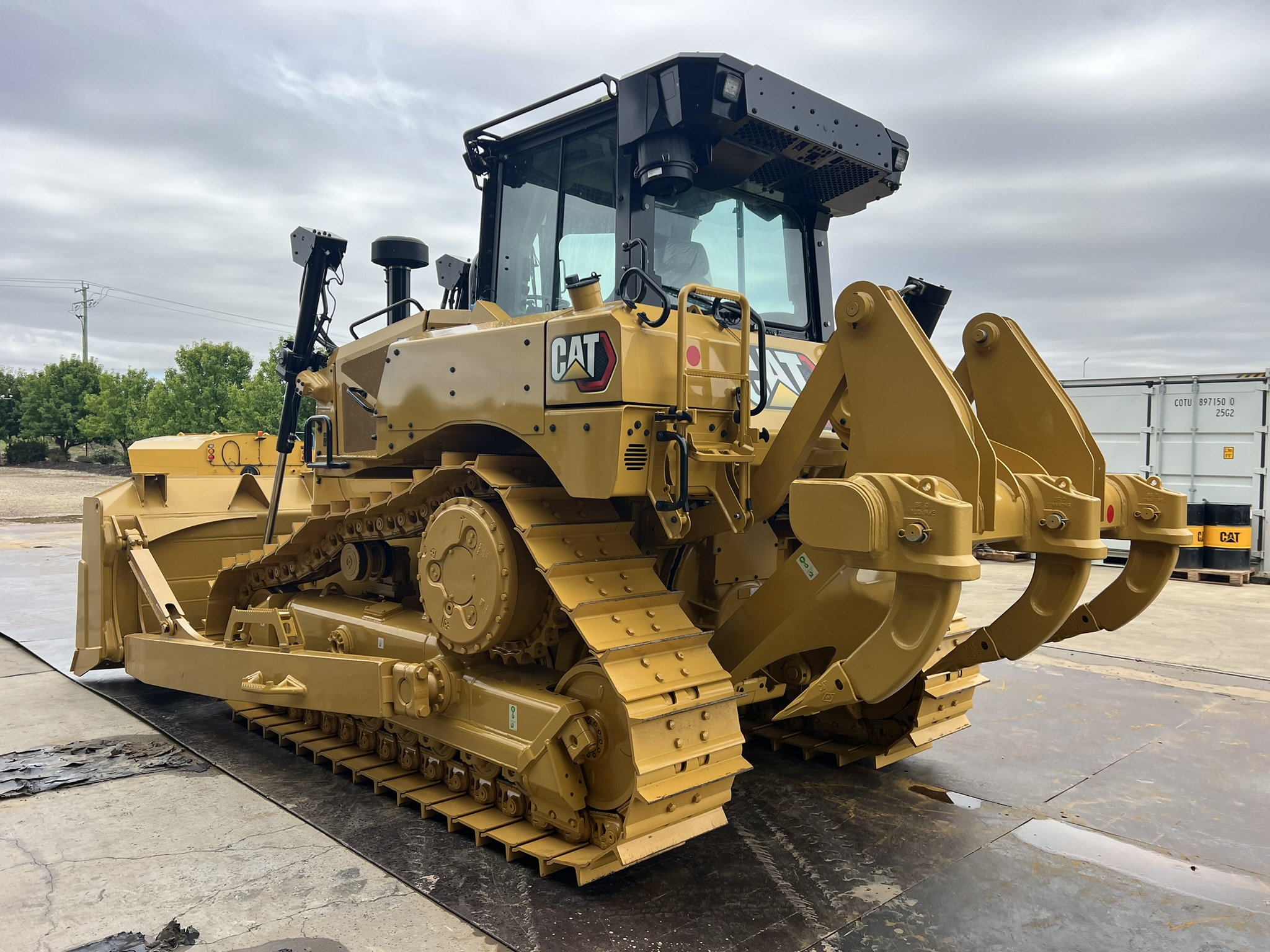 Caterpillar D6 Next Gen Dozer image 3