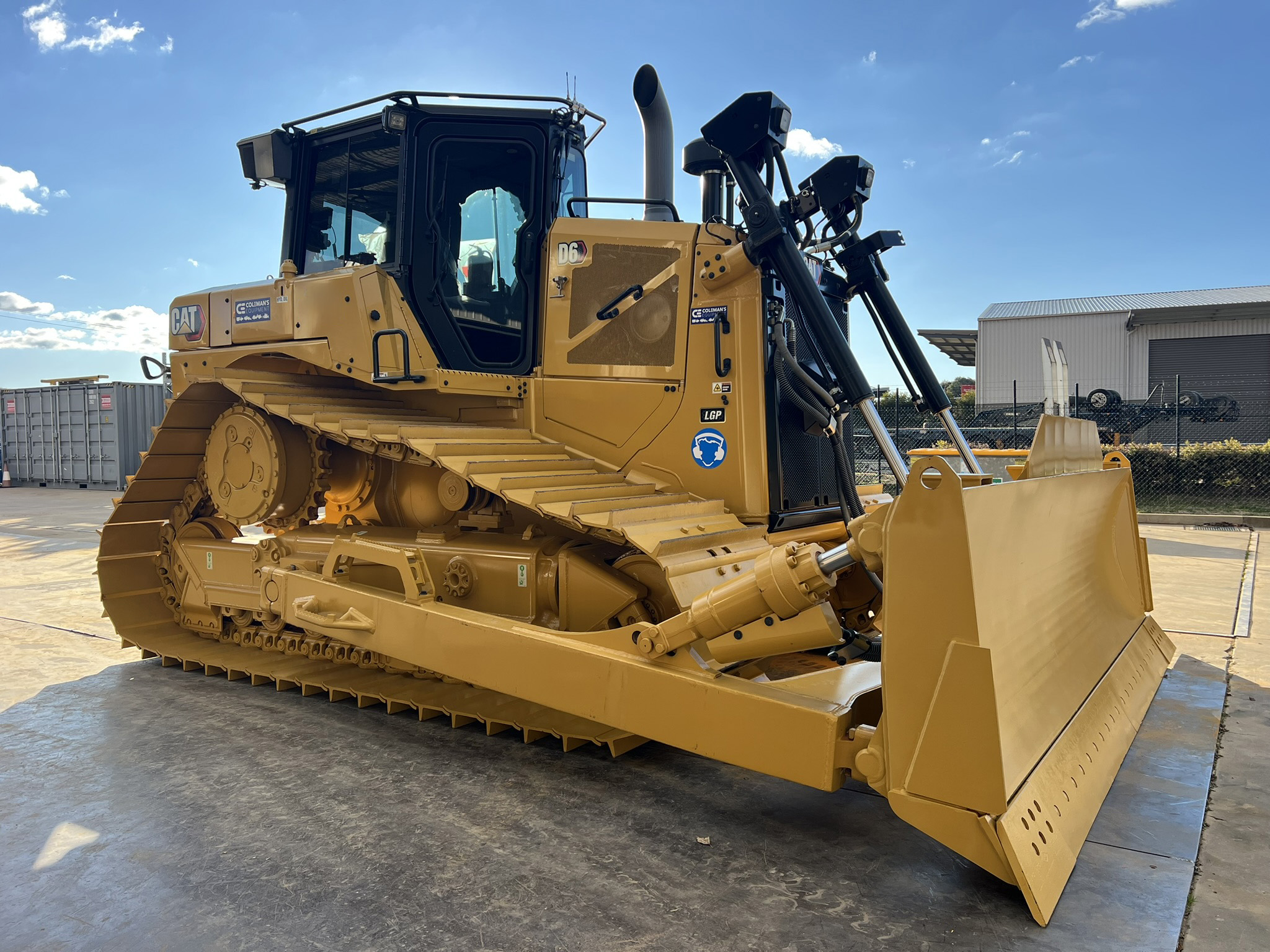 Caterpillar D6 LGP Dozer image 14
