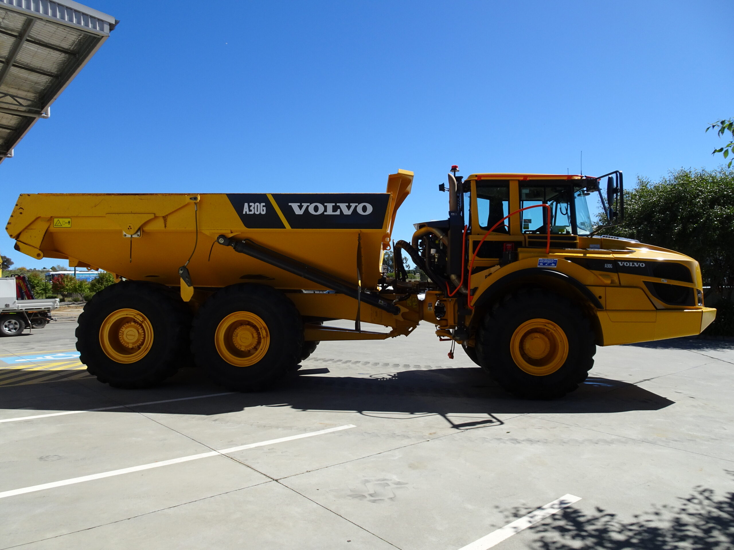 Volvo A30G Dump Trucks image 6