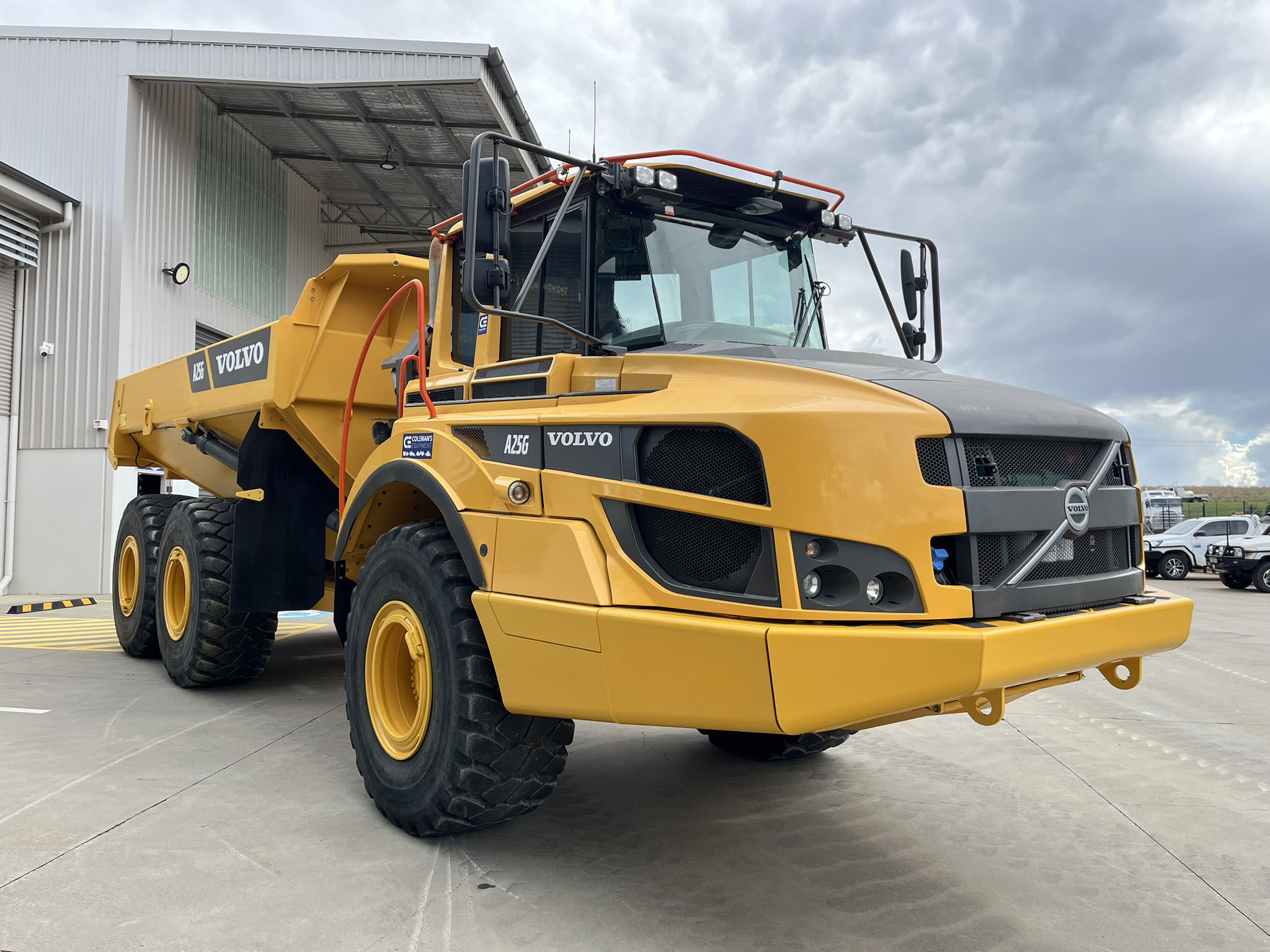 Volvo A25G Dump Trucks image 9