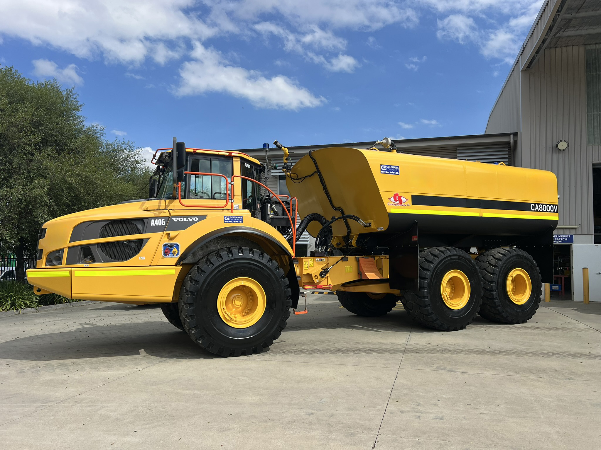 Volvo A40G Water Truck image 11