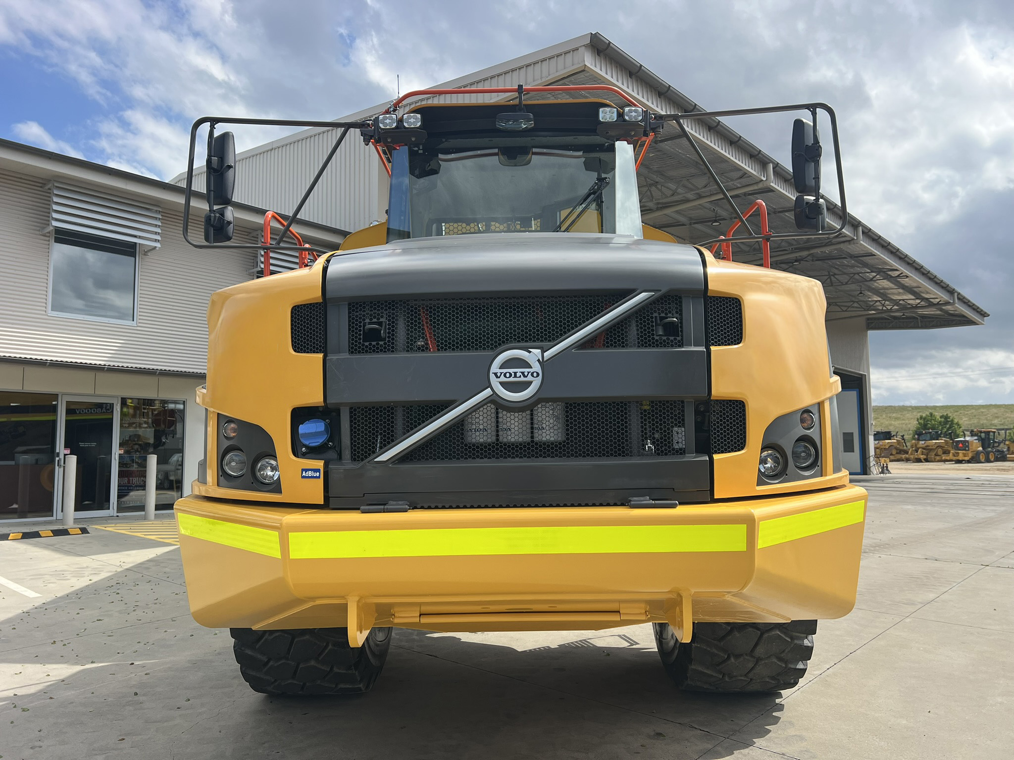 Volvo A40G Water Truck image 8