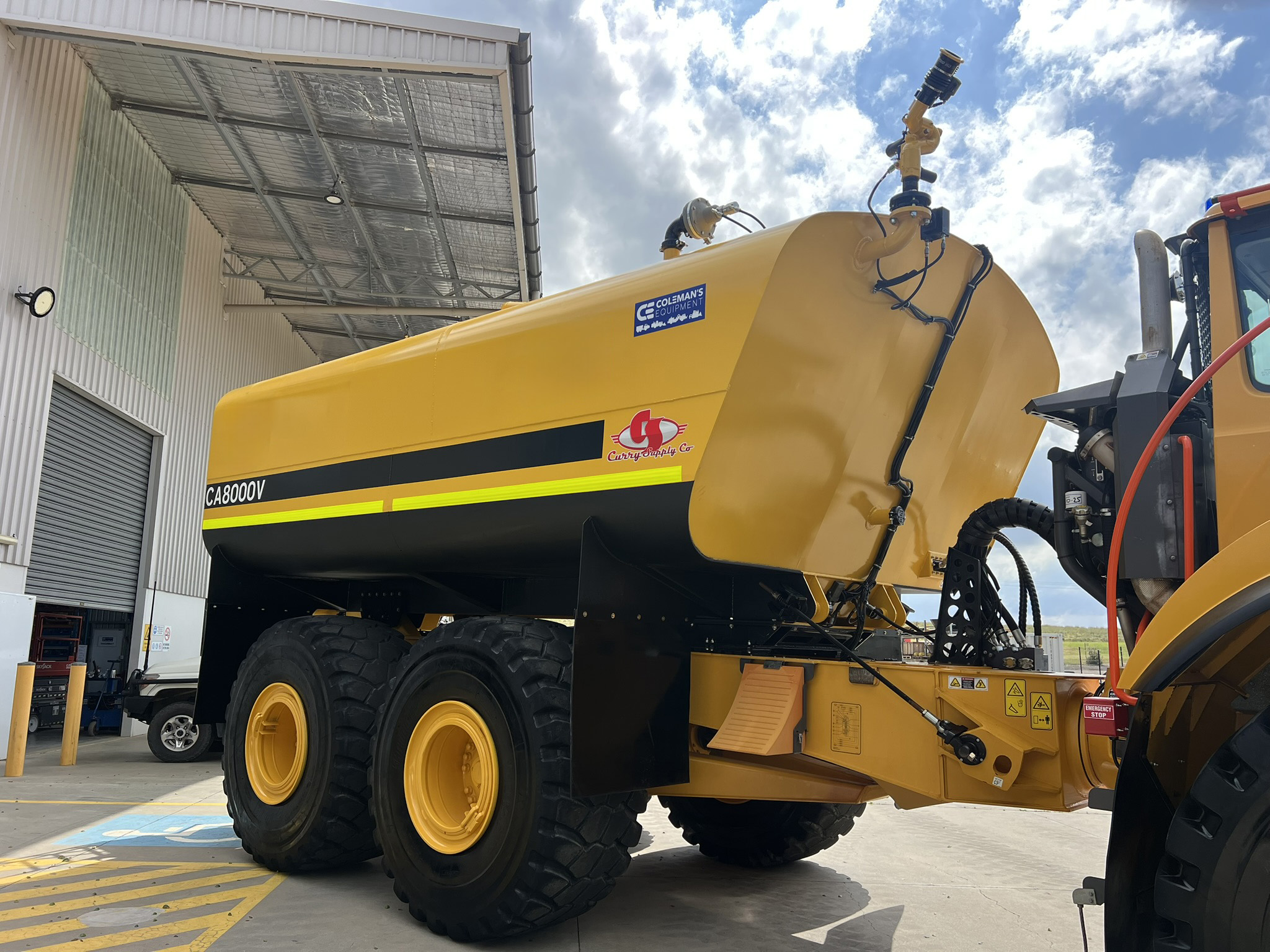 Volvo A40G Water Truck image 10