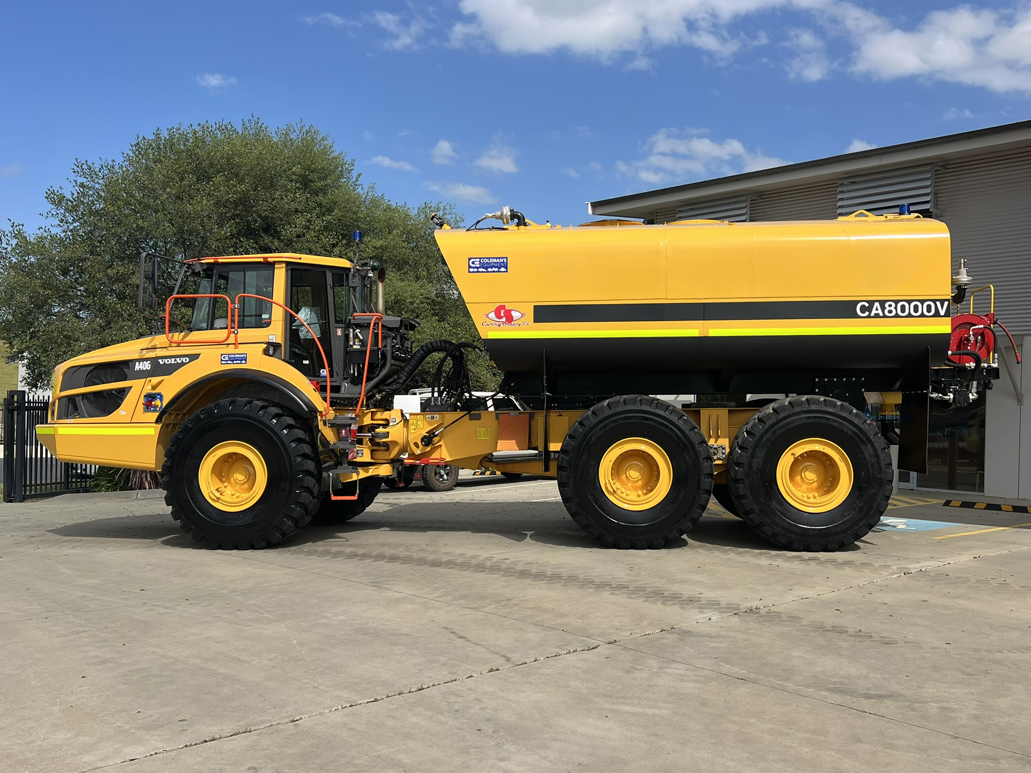 Volvo A40G Water Truck image 5