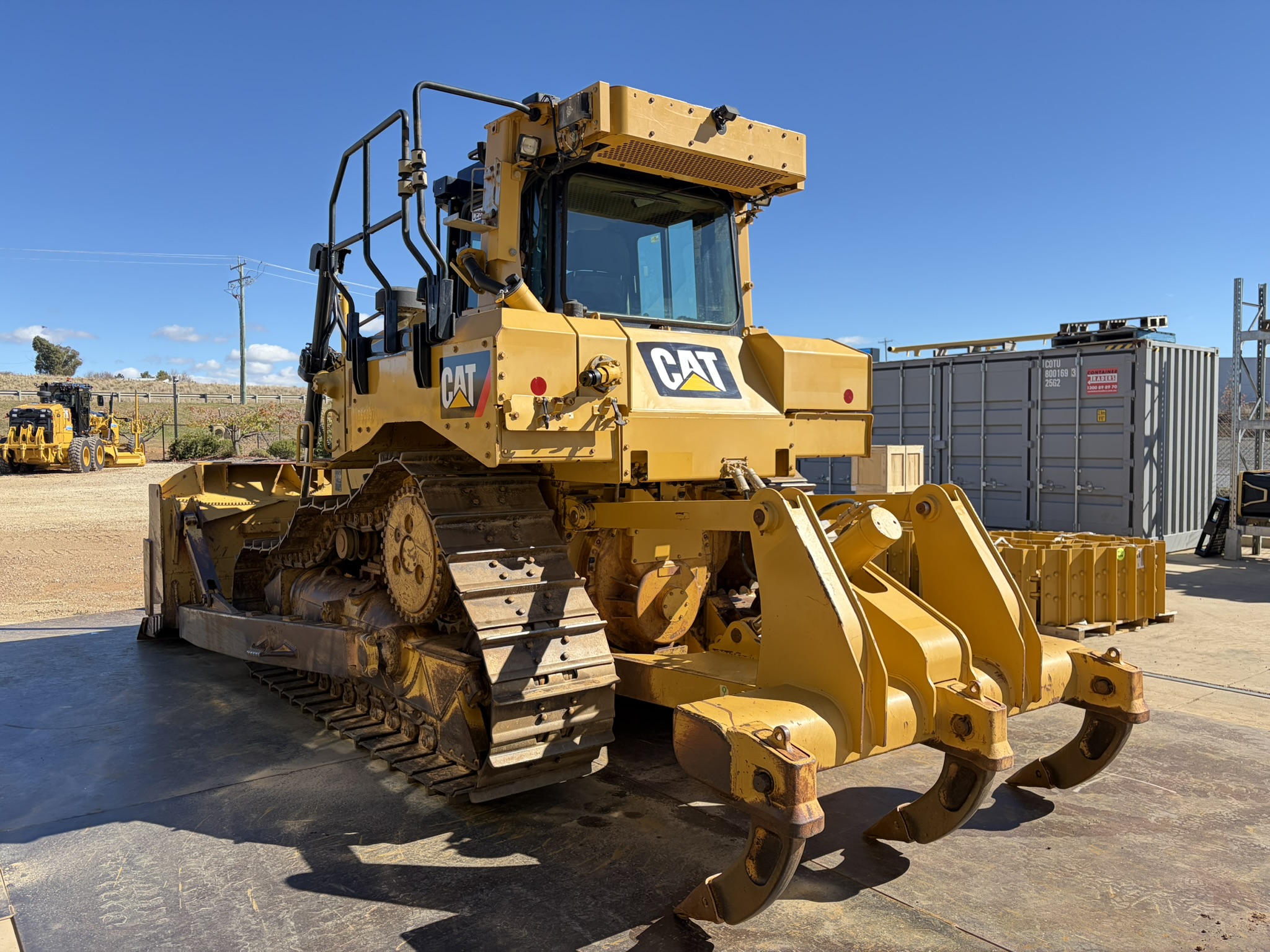 Caterpillar D6T XL Dozer image 9