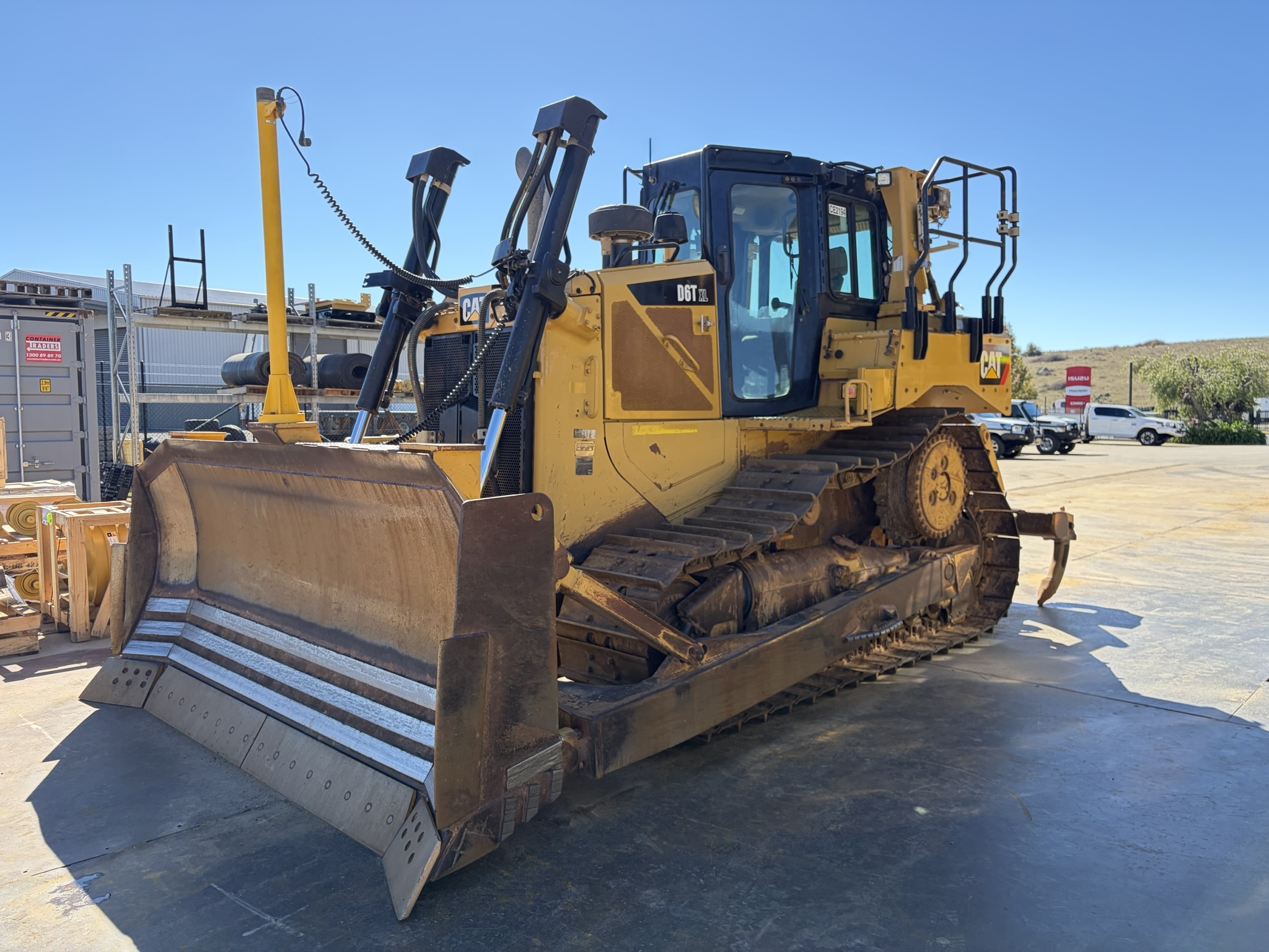 Caterpillar D6T XL Dozer image 11