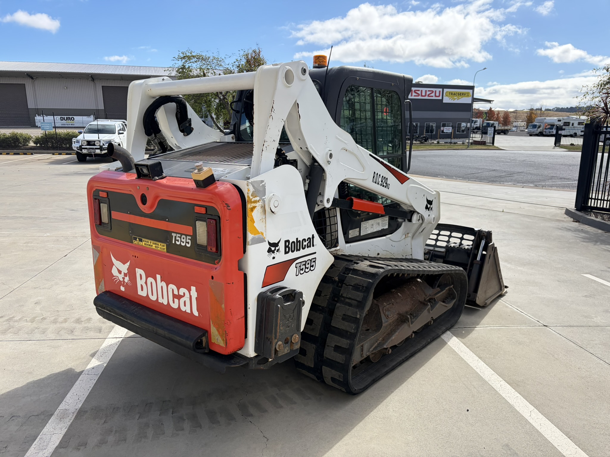 Bobcat T595 Skid Steer image 6