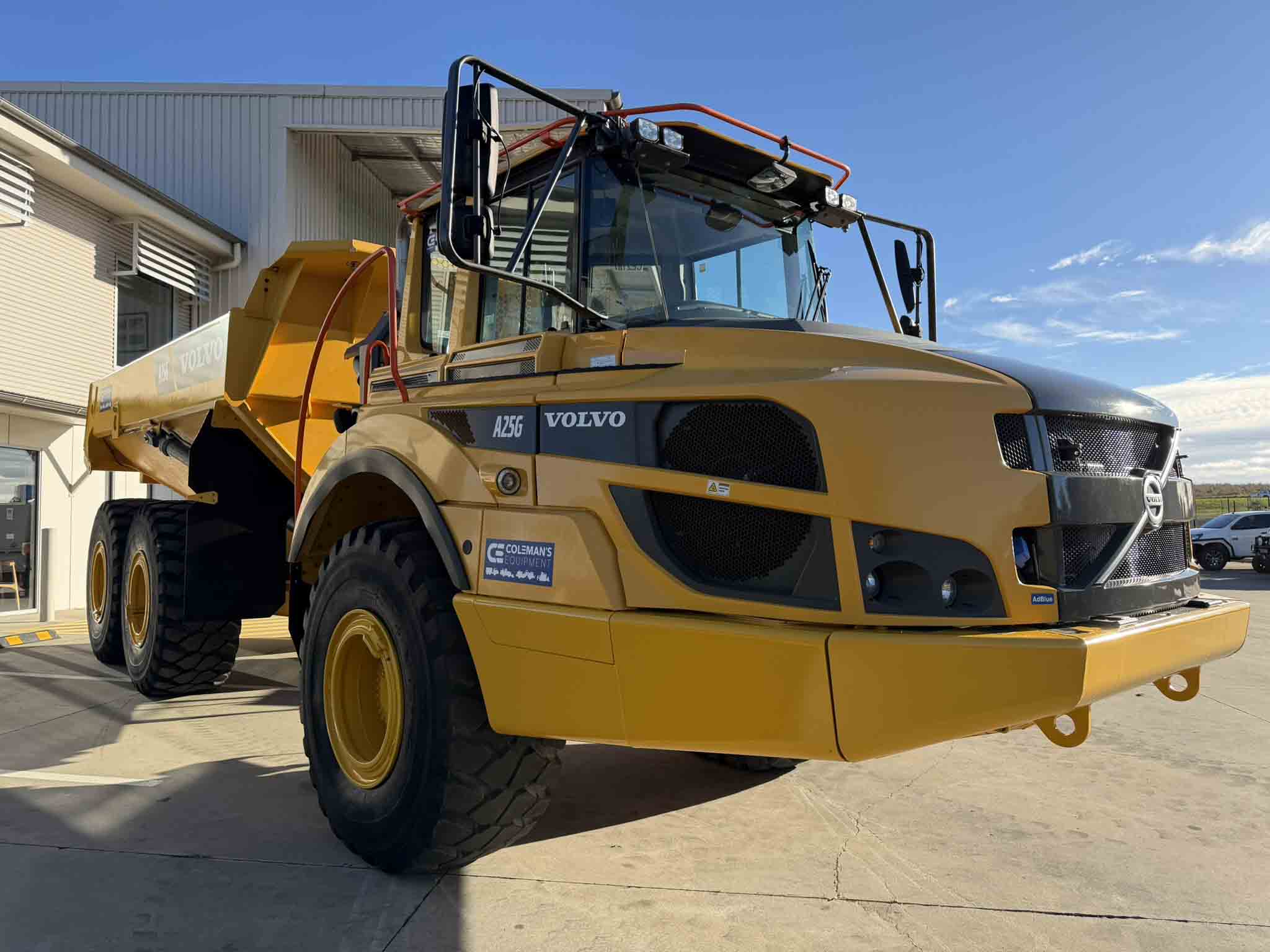 Volvo A25G Dump Truck image 3