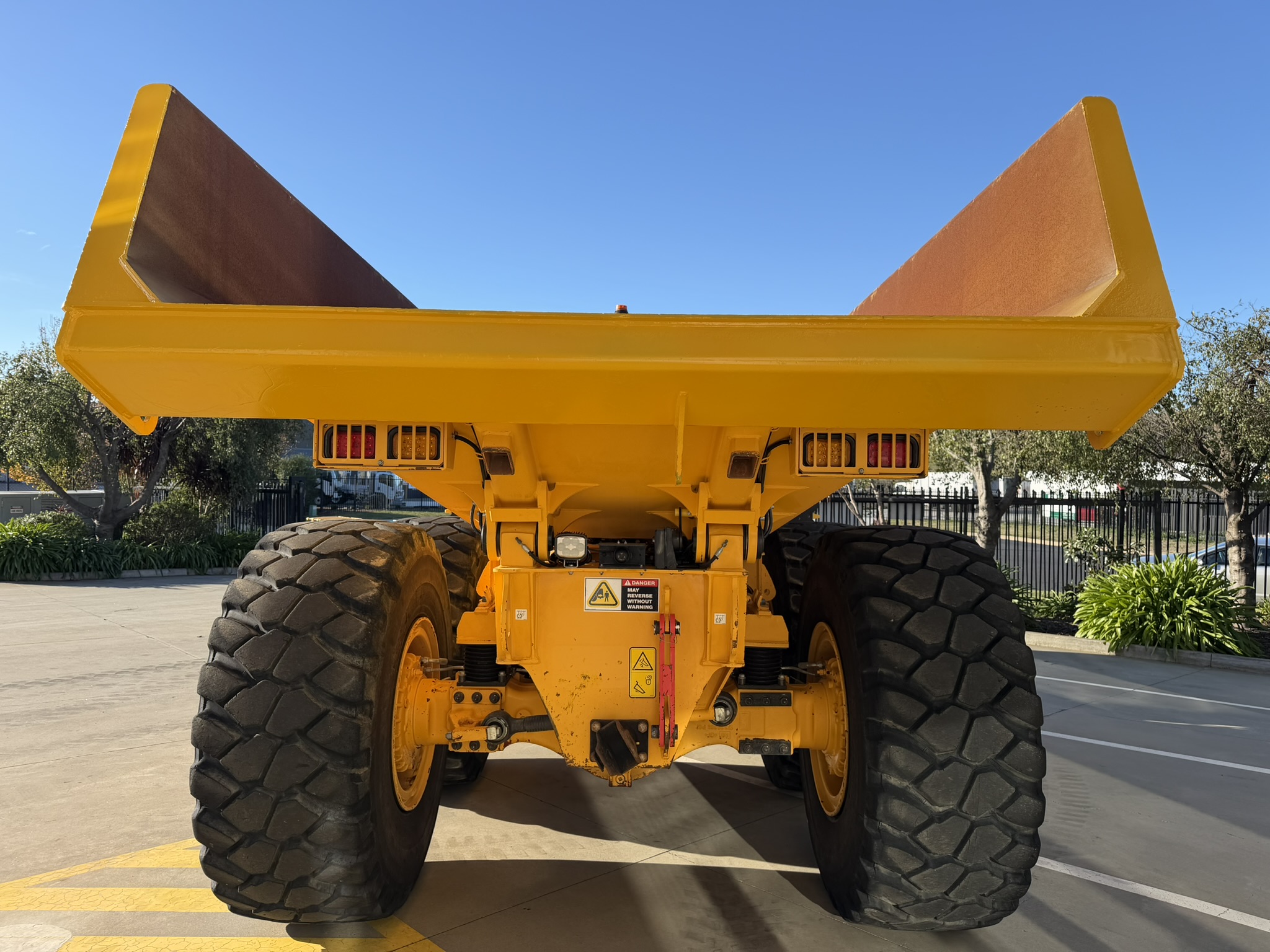 Volvo A25G Dump Truck image 6