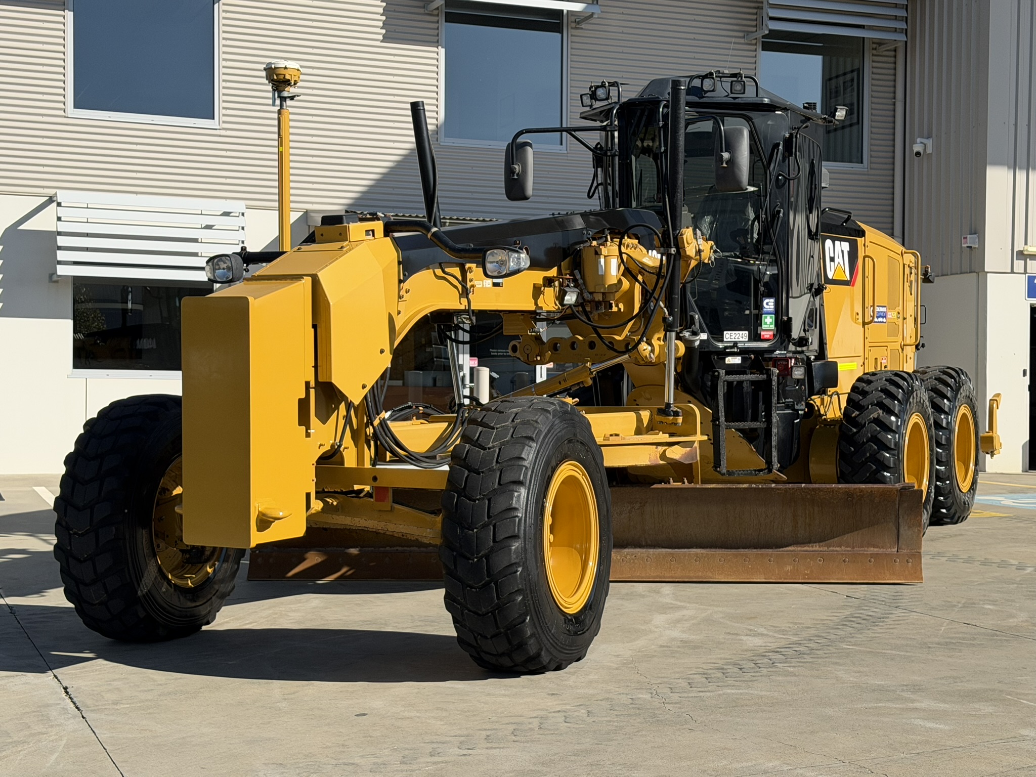Caterpillar 140M3 Grader image 8